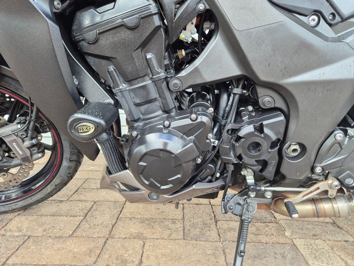 2015 Kawasaki Z1000 RED