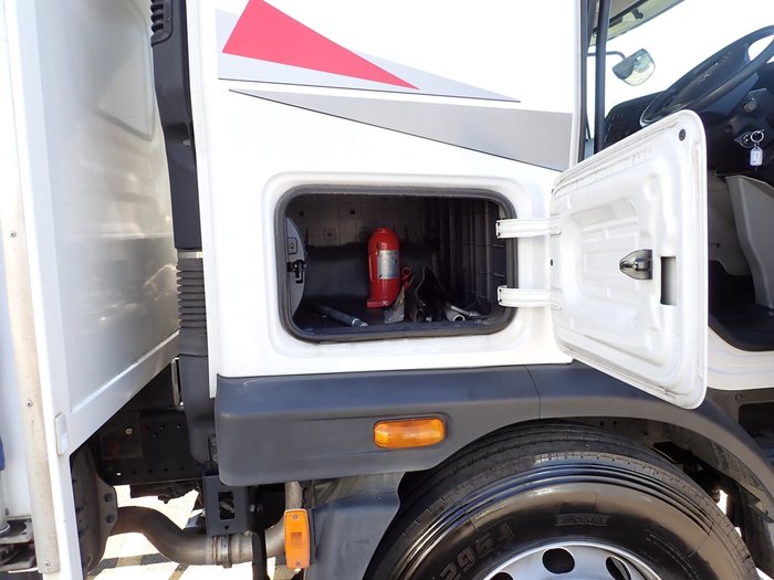 2022 HYUNDAI D217 PAVISE WHITE
