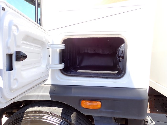 2022 HYUNDAI D217 PAVISE WHITE