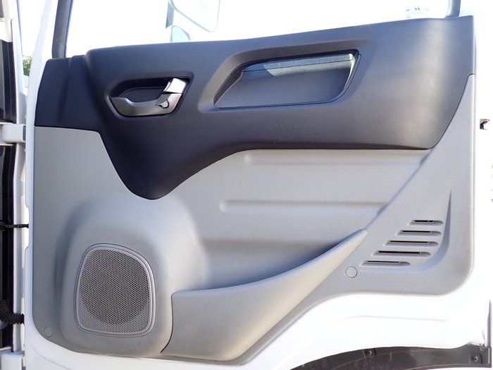 2022 HYUNDAI D217 PAVISE WHITE