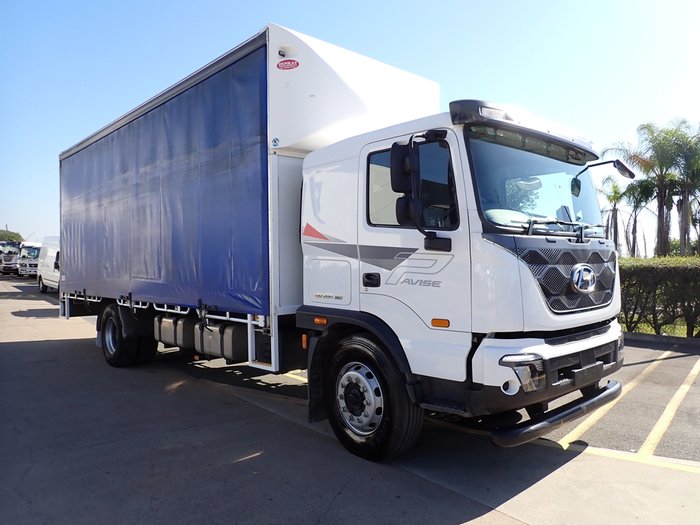 2022 HYUNDAI D217 PAVISE WHITE