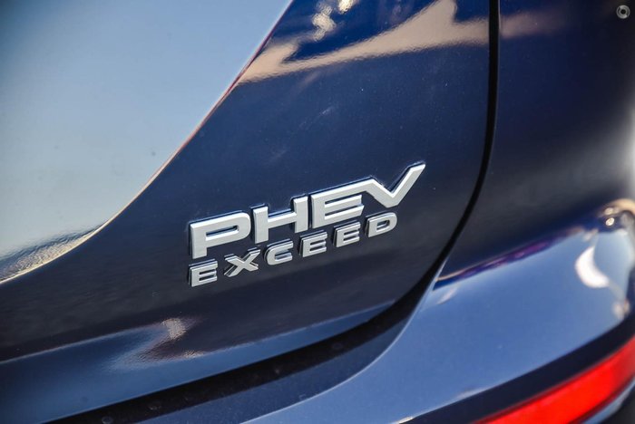 2025 Mitsubishi Outlander PHEV Exceed