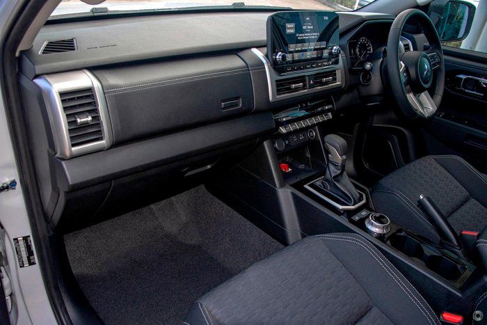 2025 Mitsubishi Triton GLS