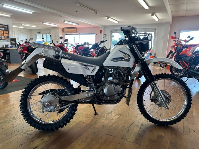 2025 Suzuki DR200SE (TROJAN) White