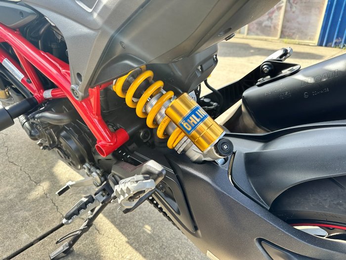 2017 Ducati 939 HYPERMOTARD Red