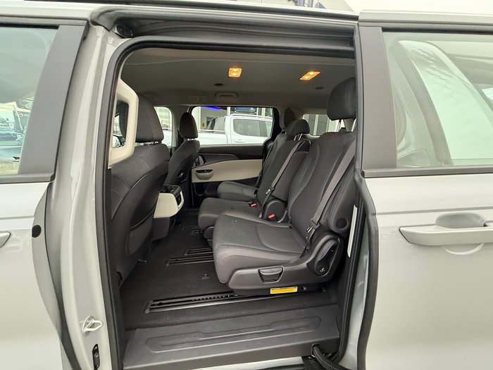 2021 Kia Carnival S