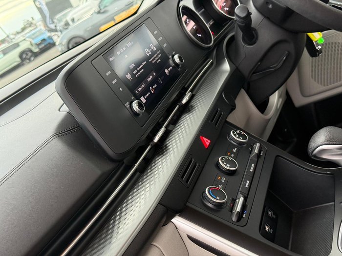 2021 Kia Carnival S