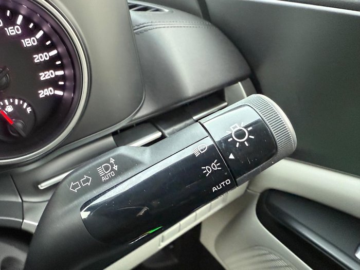 2021 Kia Carnival S