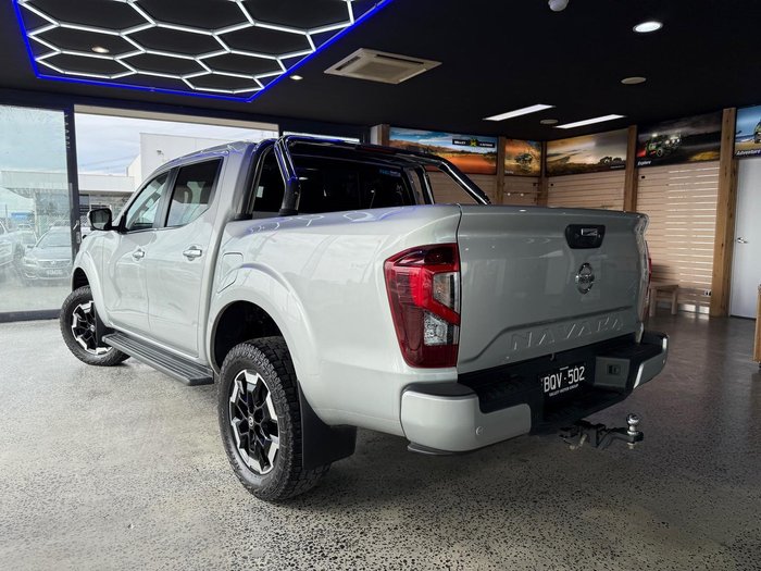 2021 Nissan Navara ST-X