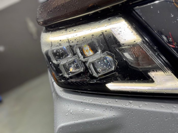 2021 Nissan Navara ST-X
