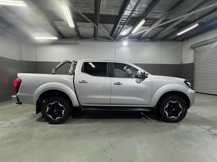 2021 Nissan Navara ST-X