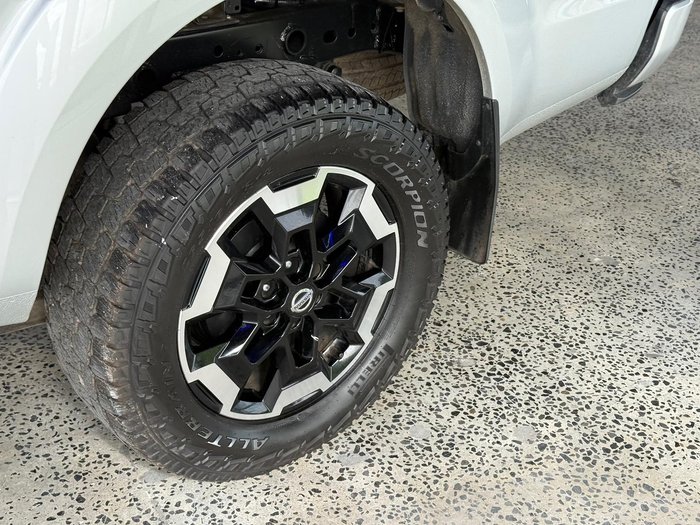 2021 Nissan Navara ST-X