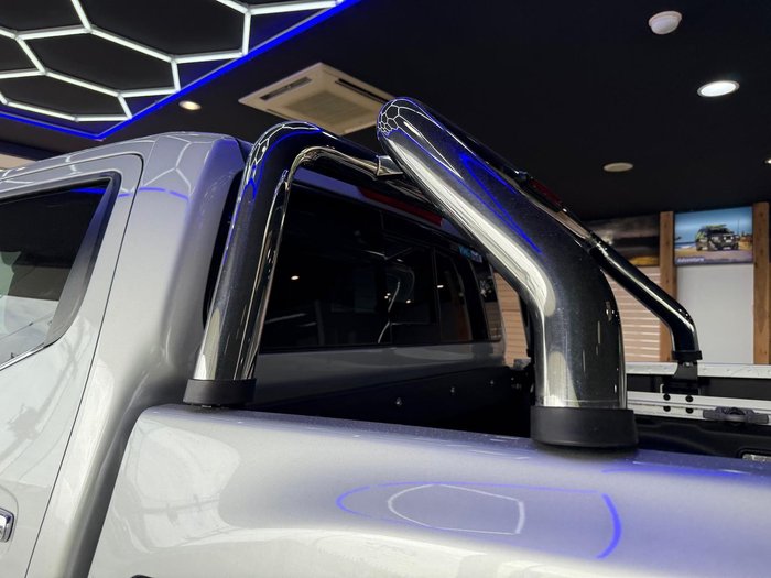 2021 Nissan Navara ST-X