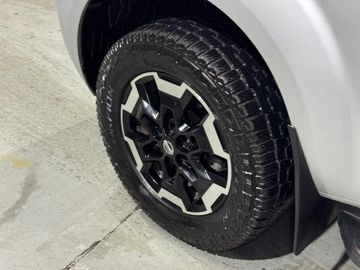 2021 Nissan Navara ST-X