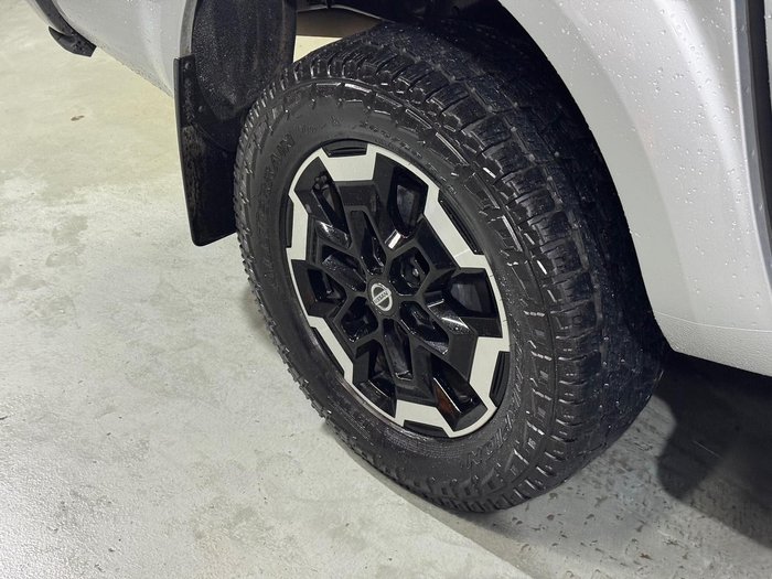 2021 Nissan Navara ST-X