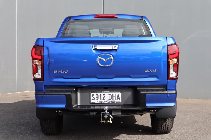 2025 Mazda BT-50 XTR