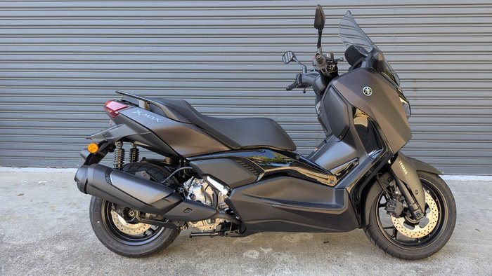 2025 Yamaha XMAX 300 (CZD300A) Grey