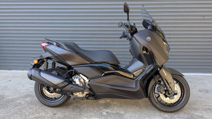 2025 Yamaha XMAX 300 (CZD300A) Grey