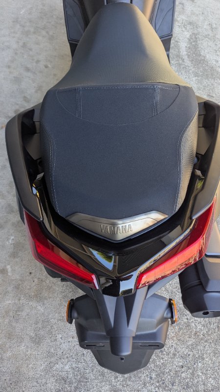2025 Yamaha XMAX 300 (CZD300A) Grey