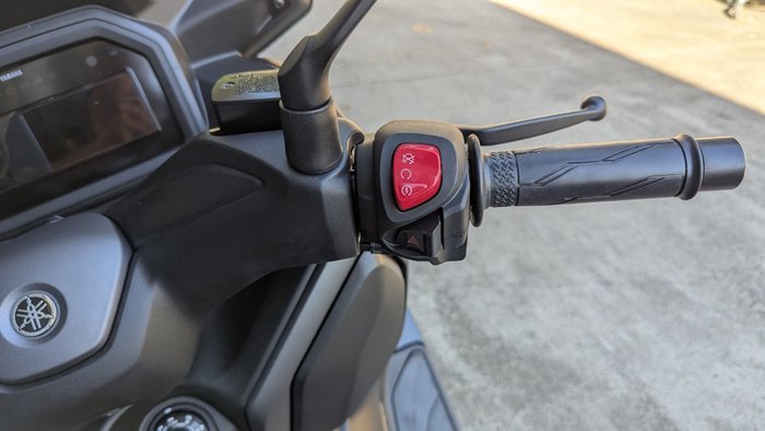 2025 Yamaha XMAX 300 (CZD300A) Grey