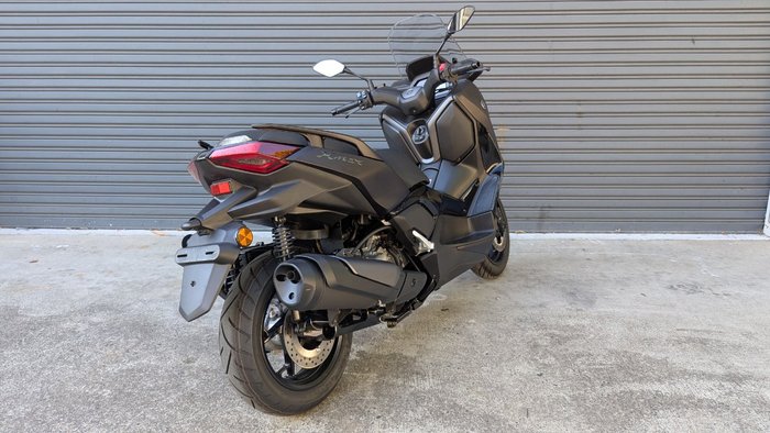 2025 Yamaha XMAX 300 (CZD300A) Grey
