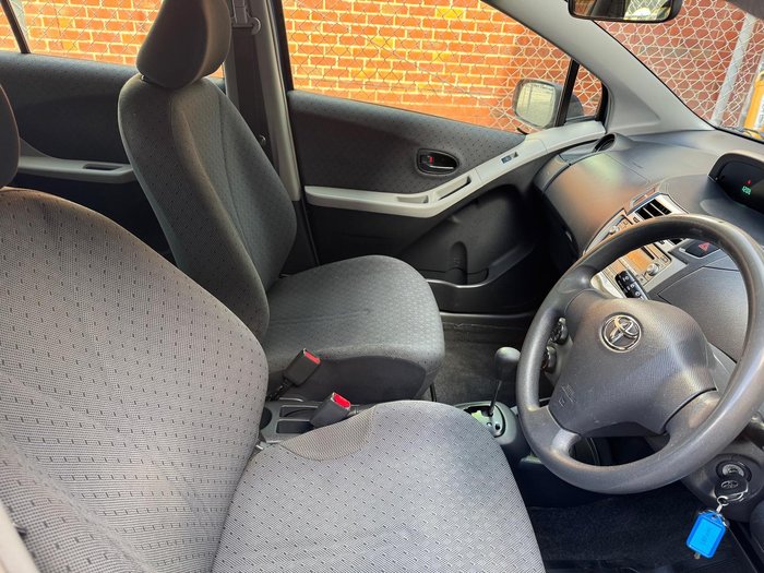 2011 Toyota Yaris YR NCP90R MY11 Carribean Blue