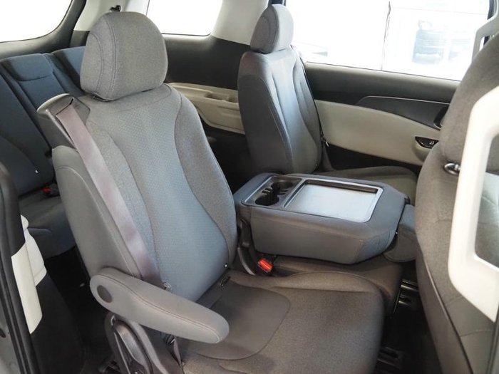 2021 Kia Carnival S