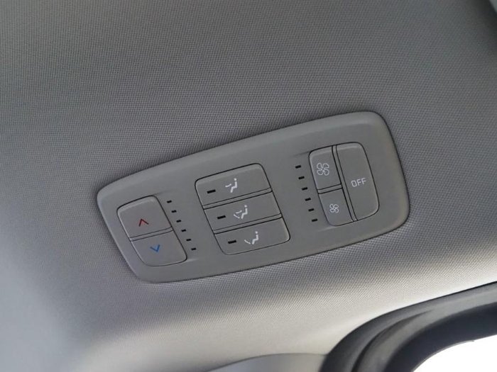 2021 Kia Carnival S