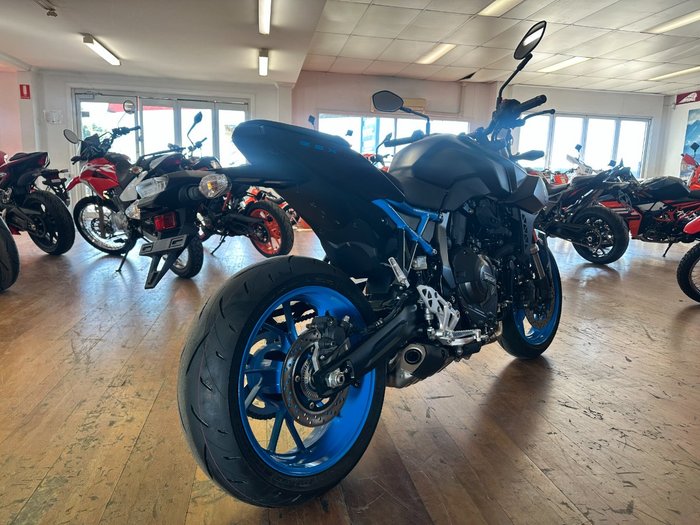 2025 Suzuki GSX-8S Black