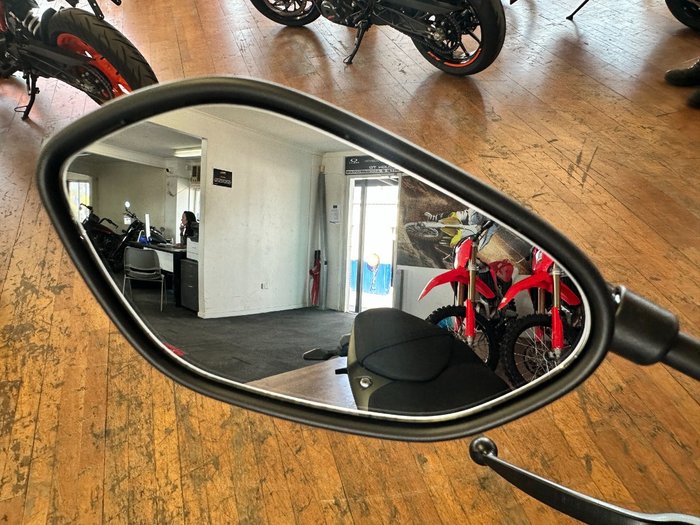 2025 Suzuki GSX-8S Black