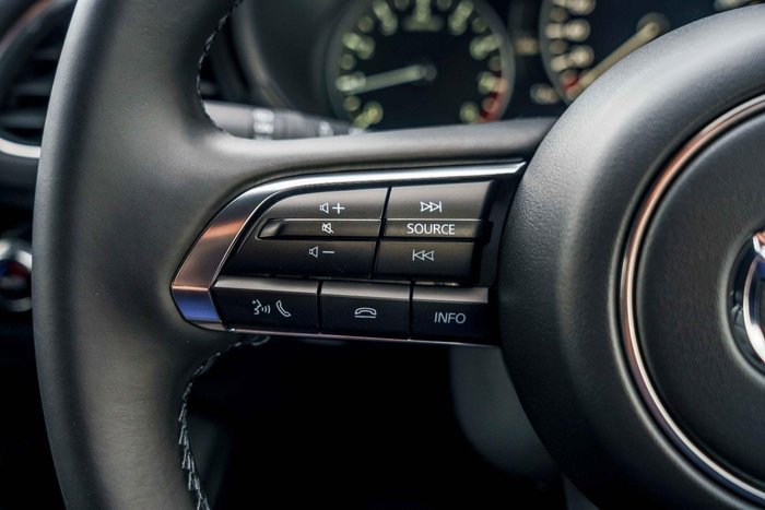 2025 Mazda 3 G20 Touring