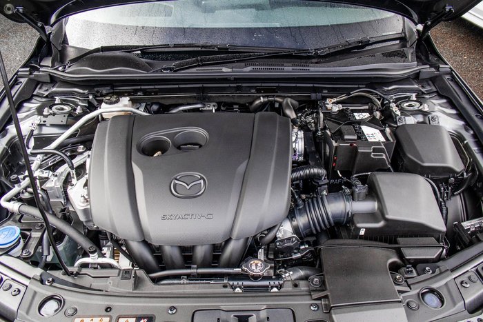 2025 Mazda 3 G25 Astina