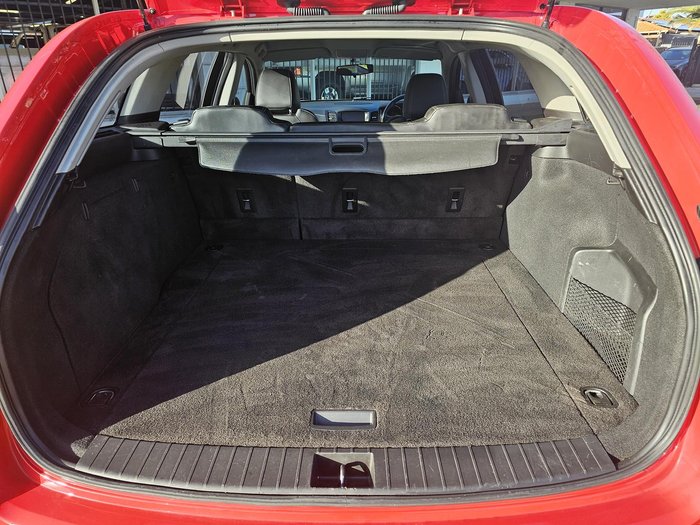 2016 Holden Commodore SV6 VF Series II MY16 Redhot