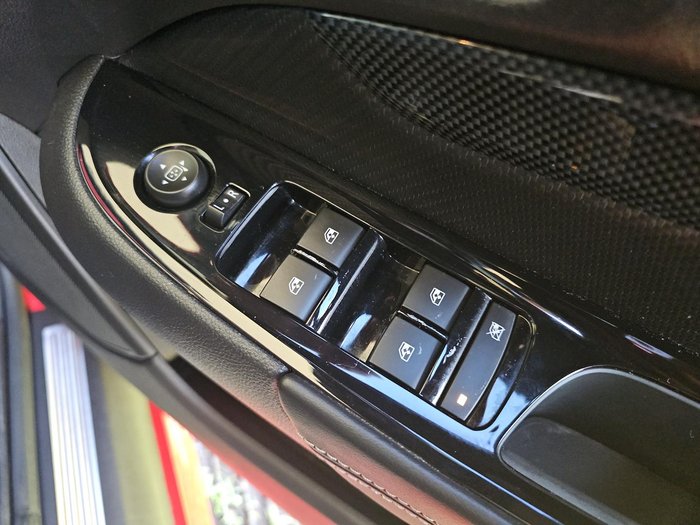2016 Holden Commodore SV6 VF Series II MY16 Redhot