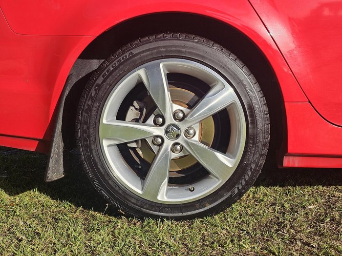2016 Holden Commodore SV6 VF Series II MY16 Redhot