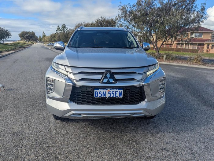 2021 Mitsubishi Pajero Sport GLS
