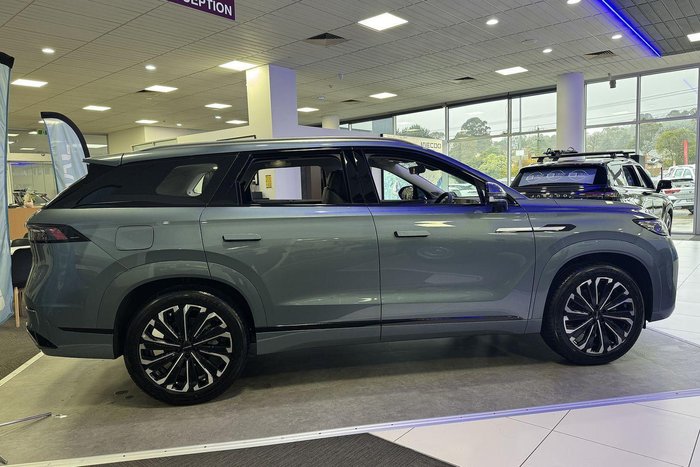 2025 Jaecoo J8 Track