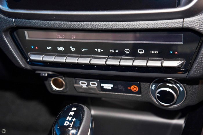 2025 Isuzu D-MAX LS-U