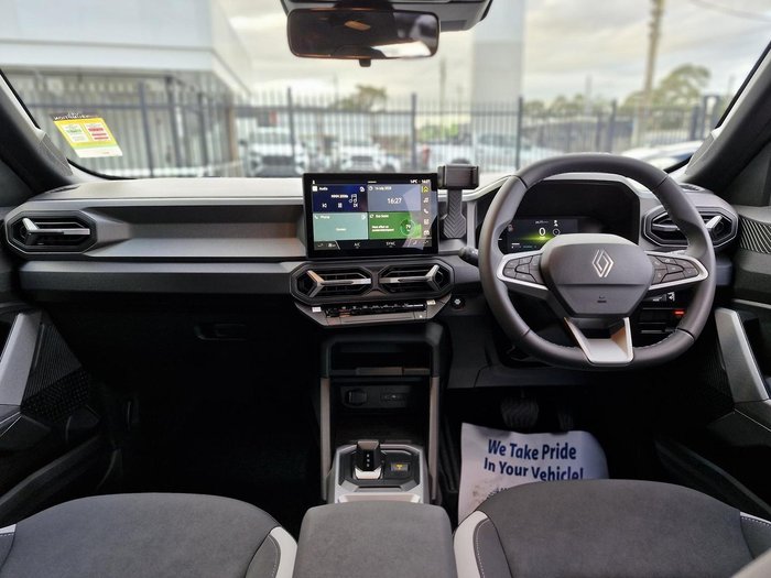 2025 Renault Duster Techno