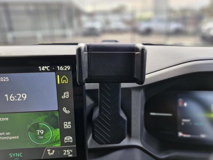 2025 Renault Duster Techno