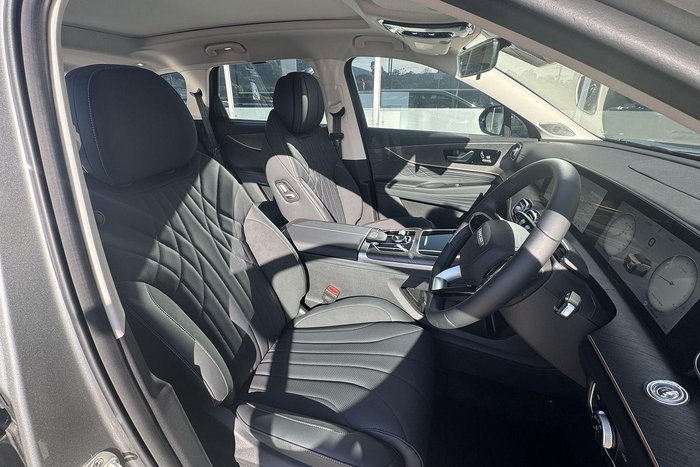 2025 Jaecoo J8 Track