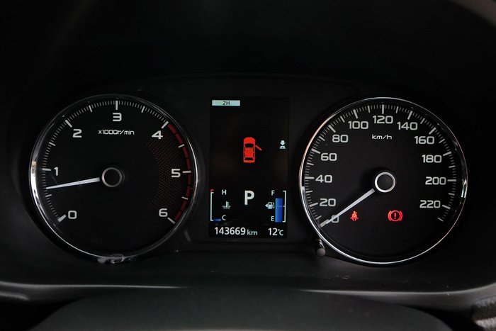 2016 Mitsubishi Pajero Sport GLS