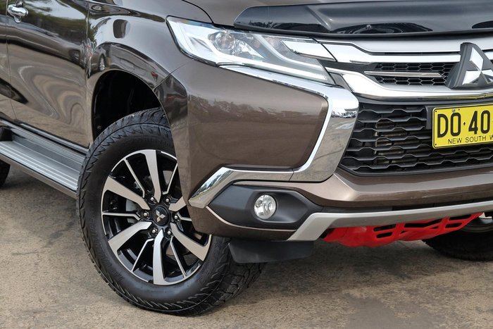 2016 Mitsubishi Pajero Sport GLS