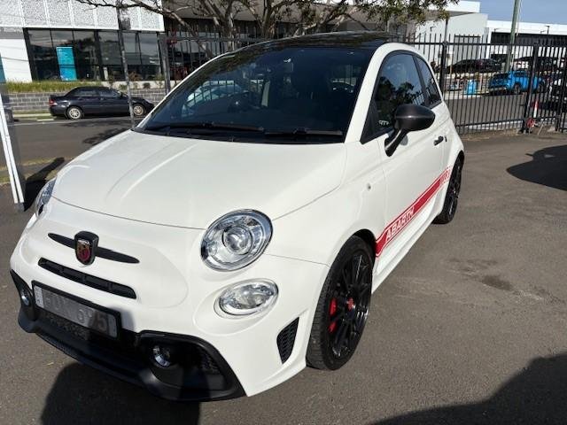 2023 Abarth 695 Competizione MY22 Gara White/Black