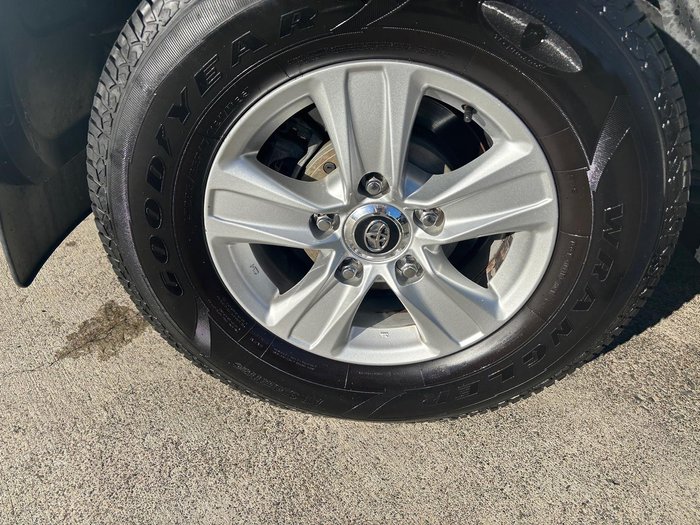 2016 Toyota Landcruiser GXL