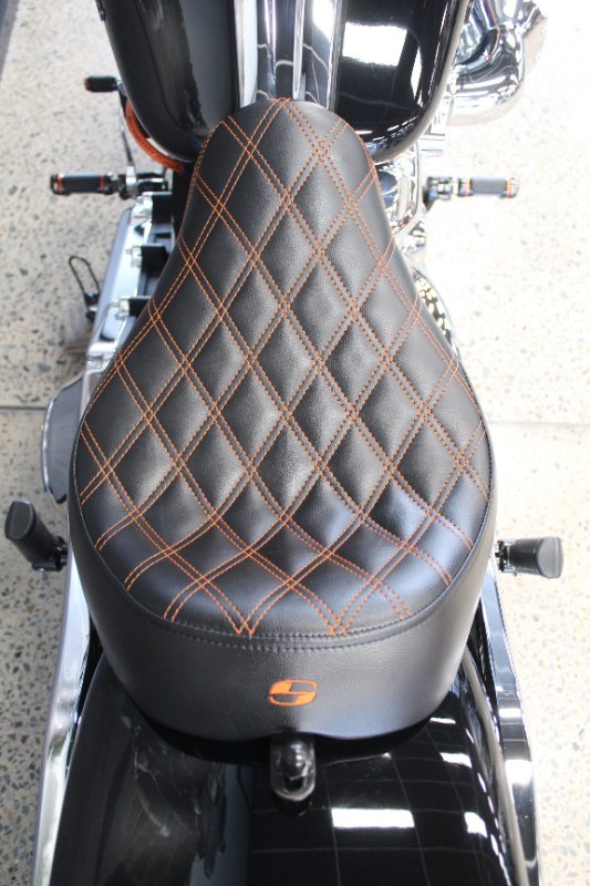 2023 Harley-davidson FXBR BREAKOUT (117) VIVID BLACK