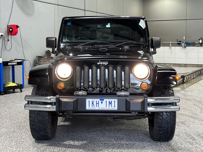 2014 Jeep Wrangler Overland JK MY14 4X4 Dual Range Black