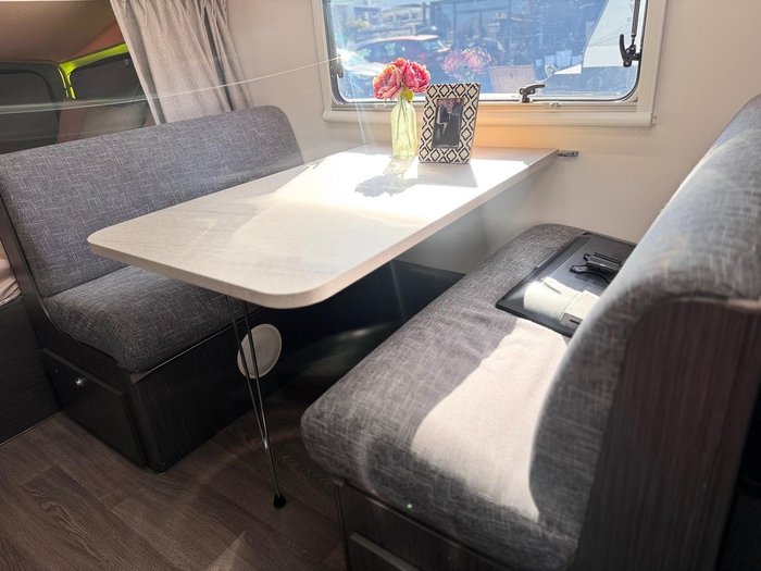 2018 Jayco Expanda Outback 17.56 Off-Road Bunk Family Van