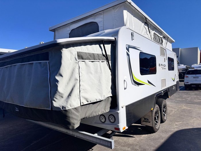 2018 Jayco Expanda Outback 17.56 Off-Road Bunk Family Van