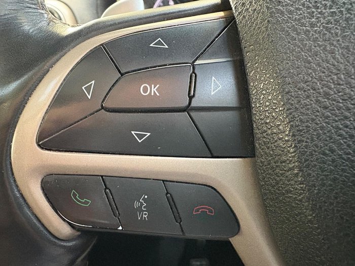 2013 Jeep Grand Cherokee Overland WK MY14 4X4 Constant Bright White